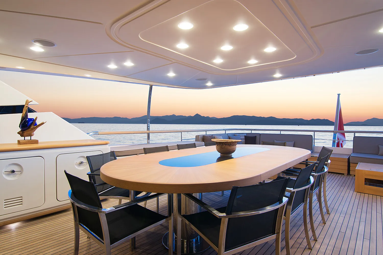 SOURAYA — Covered dining at sunset